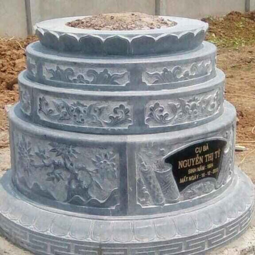 mộ đá tròn cụ bà
