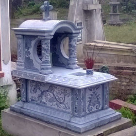 mộ mái đao, mộ đá công giáo